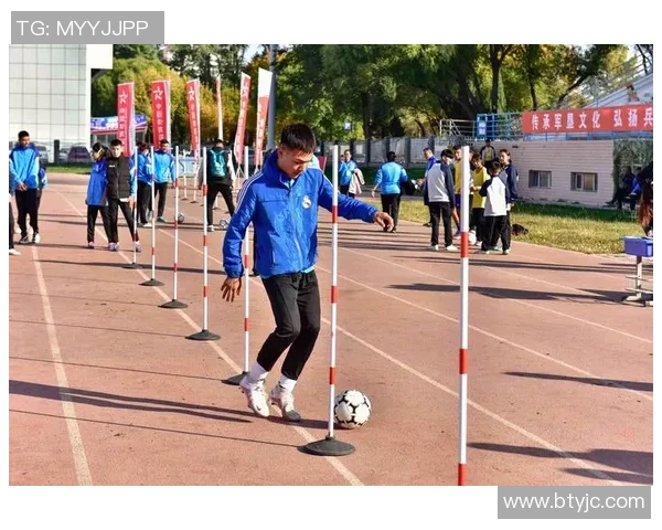 吴娜独家解析足球技巧与战术分享助你提升球技与观赛体验