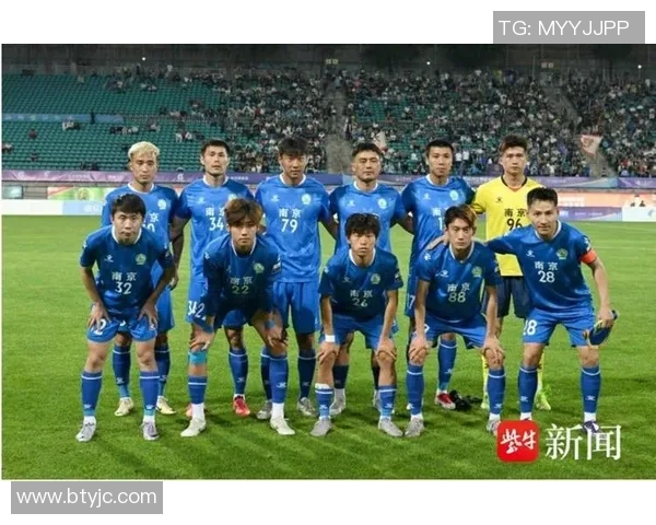 南京足球队在足球战术排行榜中荣获第八名展现出强劲实力与潜力