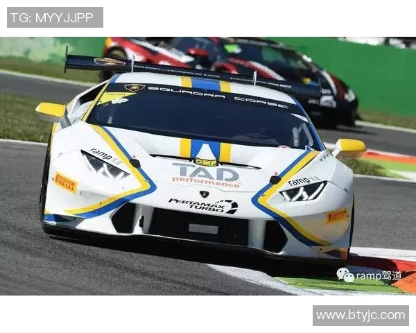 重庆足球队以56分领跑世界锦标赛积分榜展现强大实力