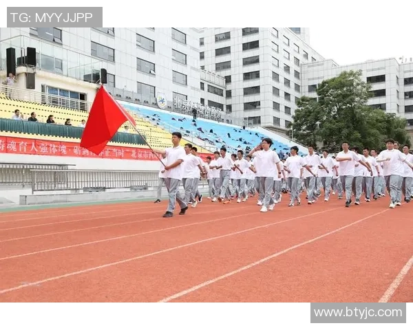 武汉足球队的崛起与转型之路探索世锦赛背后的奋斗与希望
